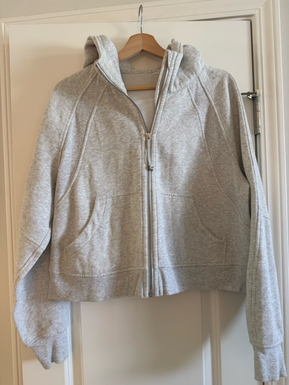 lululemon scuba full zip hoodie